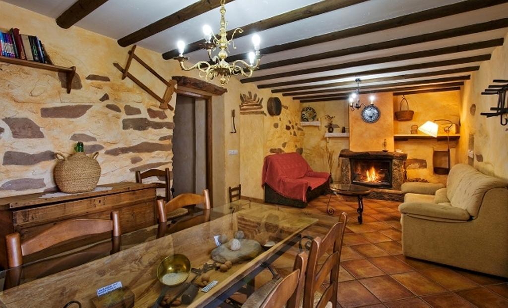 Reul Alto Cortijos Rurales Pension Laroya Buitenkant foto