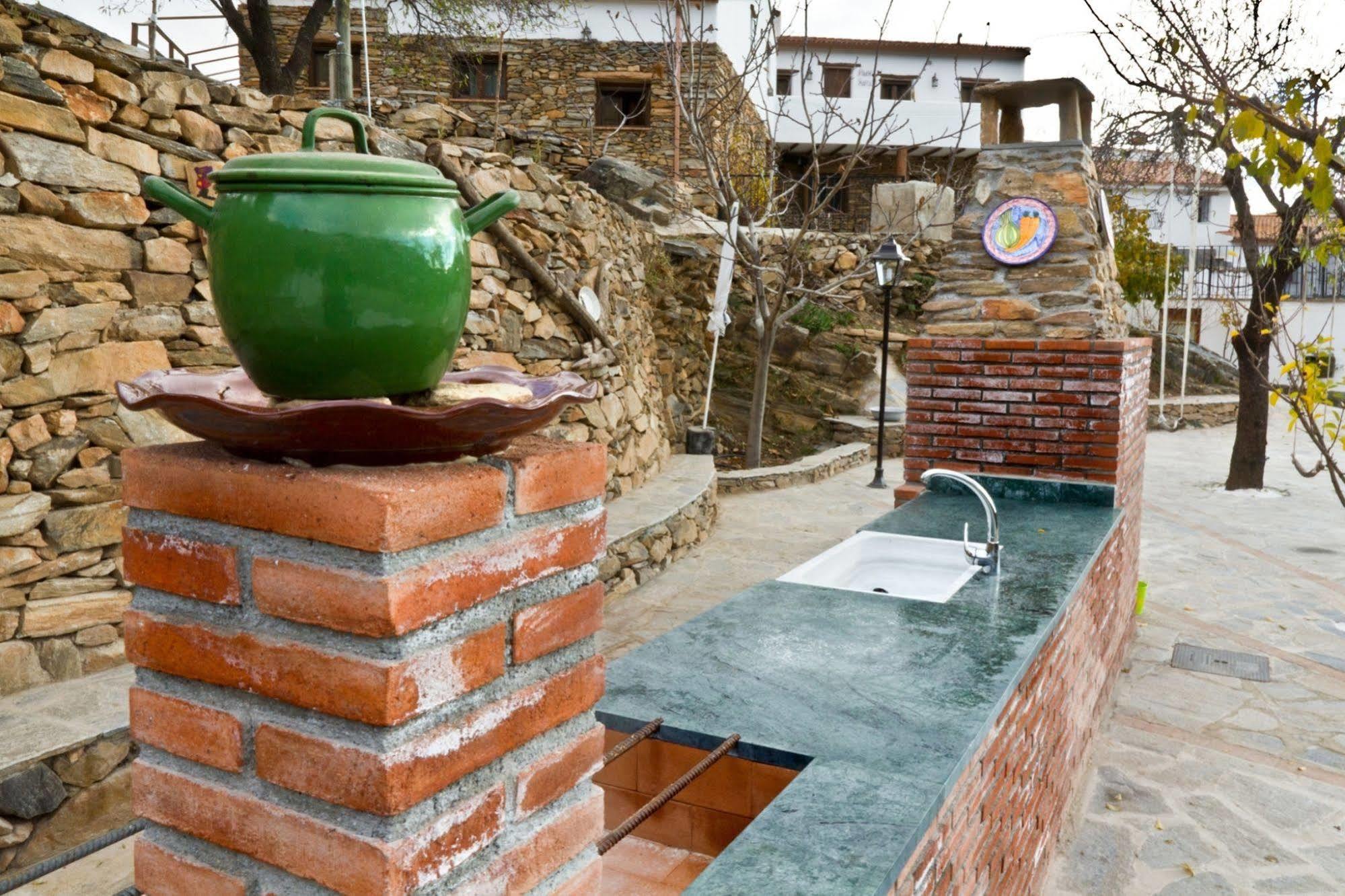 Reul Alto Cortijos Rurales Pension Laroya Buitenkant foto