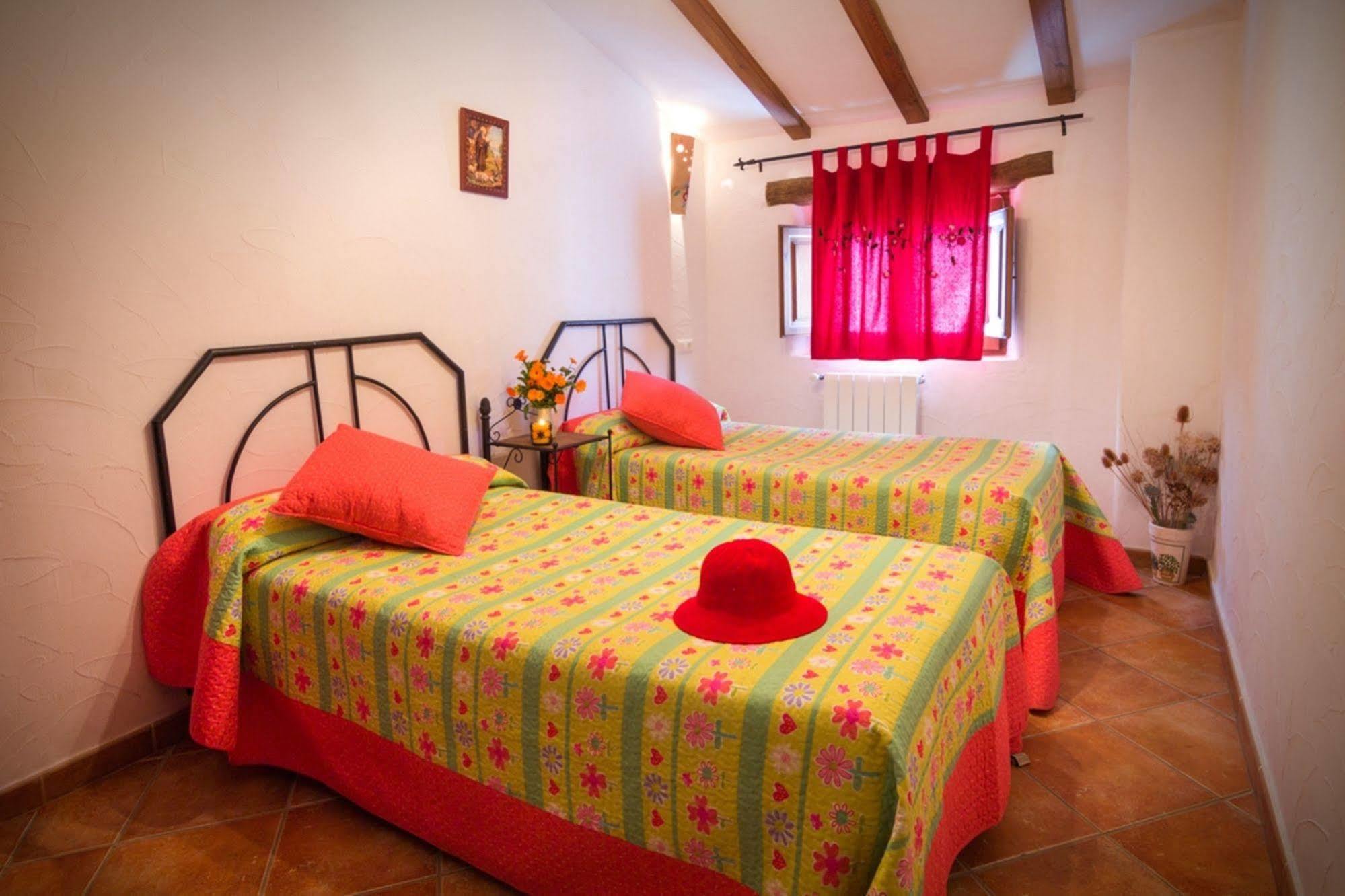 Reul Alto Cortijos Rurales Pension Laroya Buitenkant foto