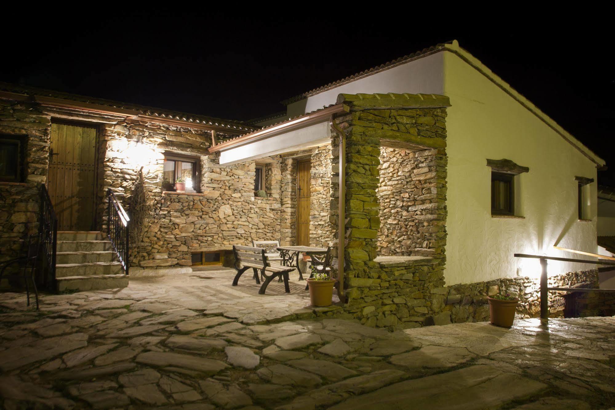 Reul Alto Cortijos Rurales Pension Laroya Buitenkant foto